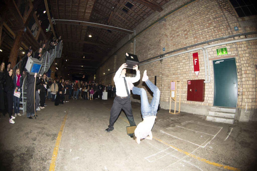 Laptop Peace img 5212